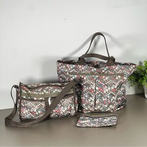 LeSportSac Floral crossbody Tote Bag Set of 3